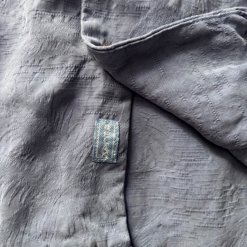⭐️⭐️⭐️Men’s Tommy Bahama 100% Silk Relax shirt Hawaiian Blue size Large - Picture 9 of 12